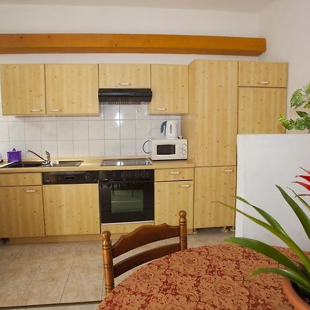 Apartments Dino Makarska Exterior photo